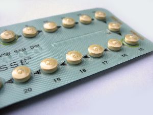Hormonelle Empfängnisverhütung auf Reisen